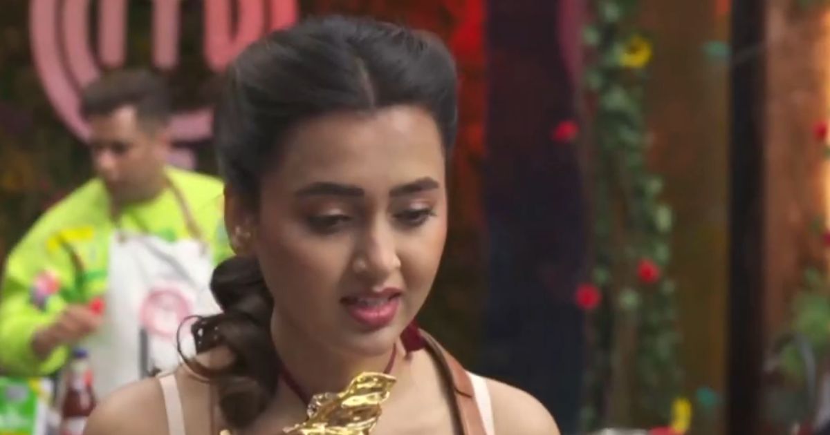 Tejasswi Prakash’s “Coconut Swim” Wows Judges on Celebrity MasterChef