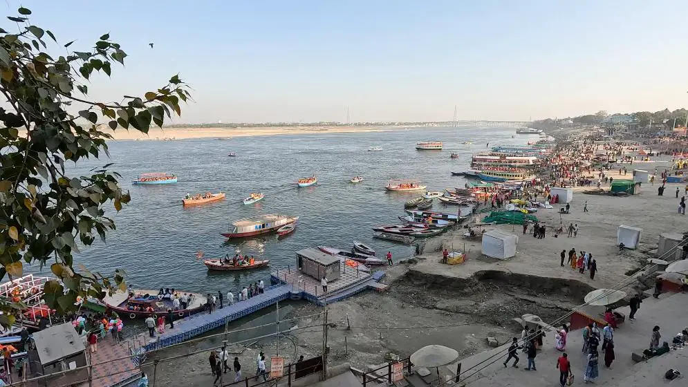 Europeans Exploring INDIA's Spiritual Heart 🇮🇳 Varanasi _ India