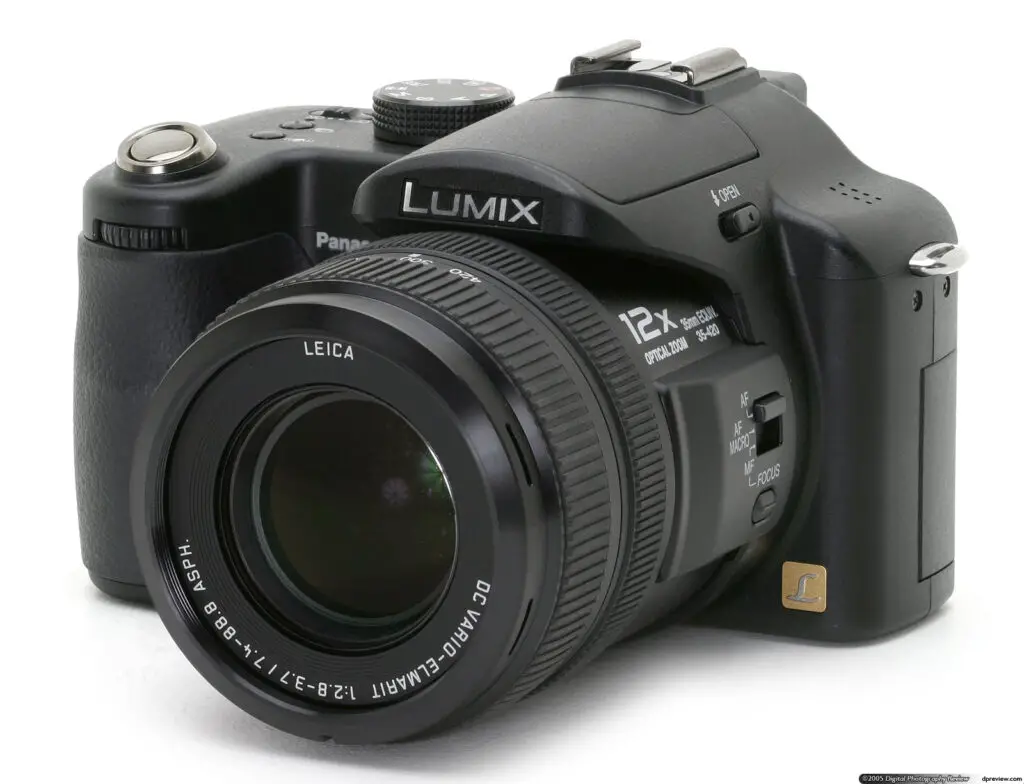 Panasonic LUMIX DMC-FZ30
